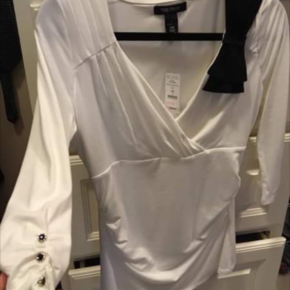 White House black market blouse